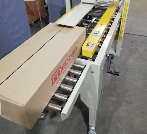 CERRADORA DE CAJAS SEMI AUTOMÁTICA 5050 - Imagen 5