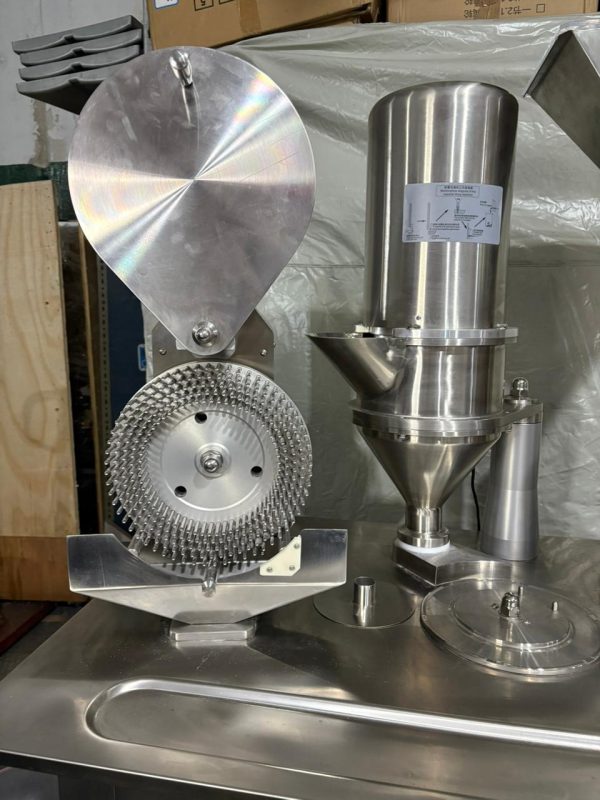 LLENADORA DE CÁPSULAS SEMI-AUTOMÁTICA - Imagen 5
